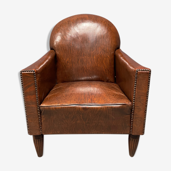 Fauteuil club art déco en cuir de france, début des années 1900.