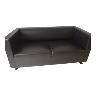 Gambetta sofa by Jasper Morrison for Cappelini