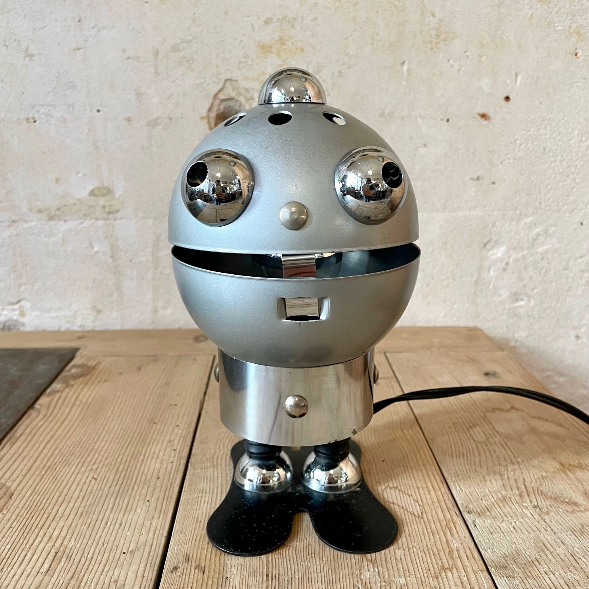 Satco robot table lamp