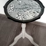 Vintage pedestal table