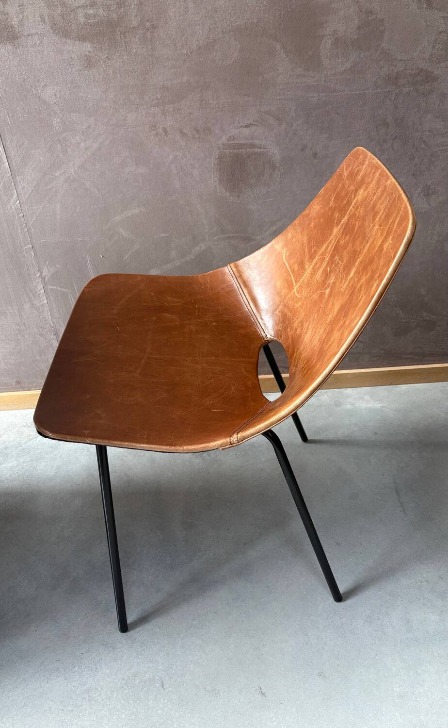 6 chaises « Tonneau » de Pierre Gariche