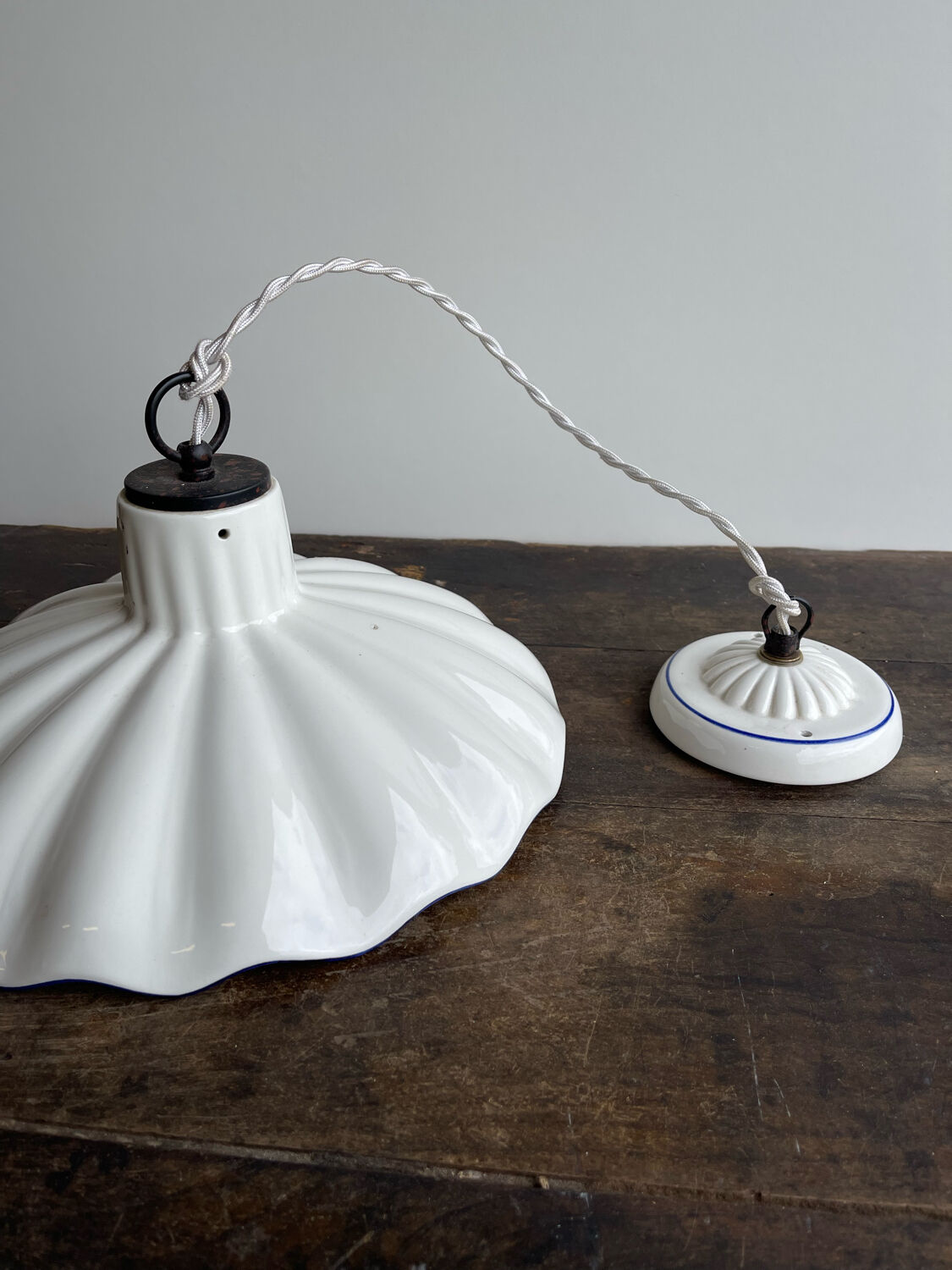 Ceramic pendant lamp