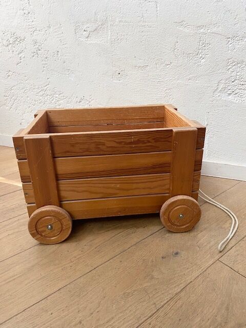 Wooden tier trolley