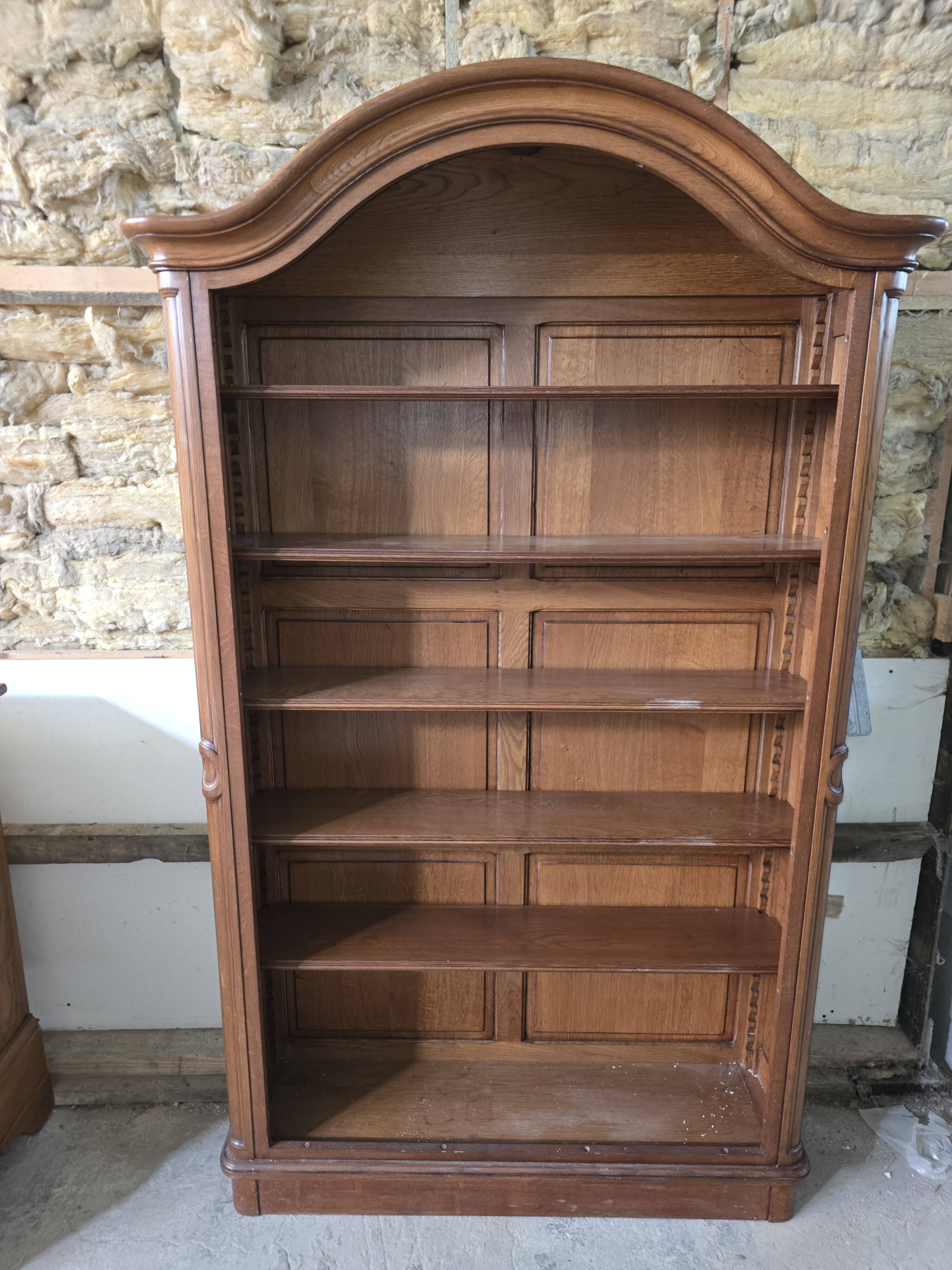 Gendarme hat library in solid oak, mid-20th century.