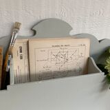 Compartmentalized shelf, mail storage