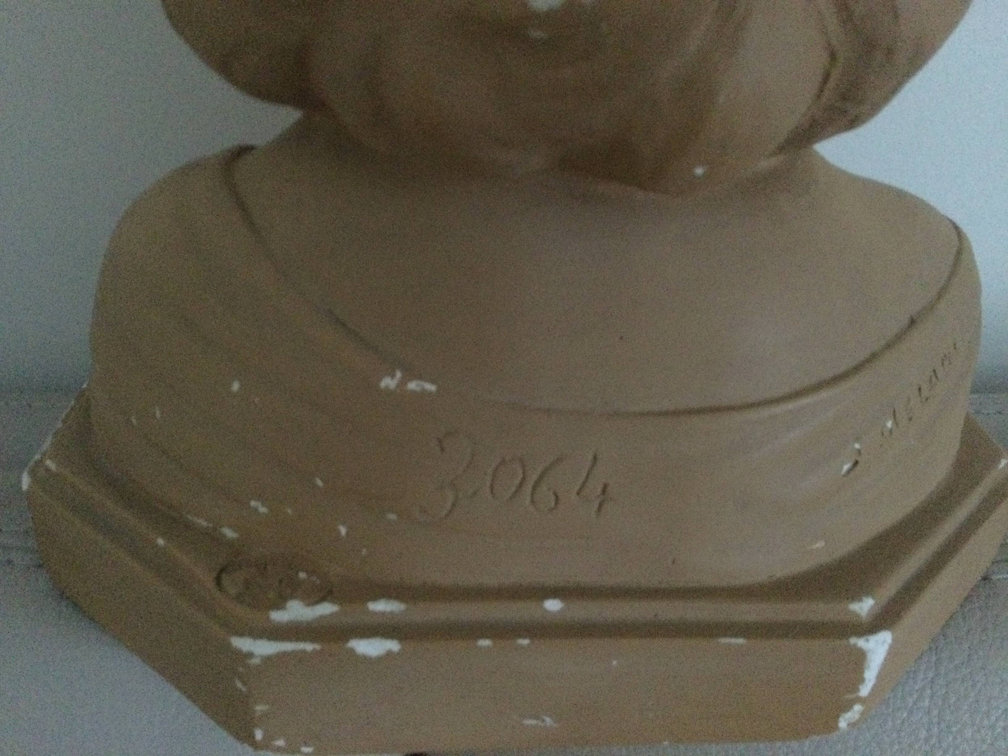 Buste en plâtre signé Salvatore Melani
