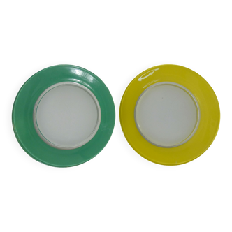 2 flat plates Duralex green and yellow Vintage