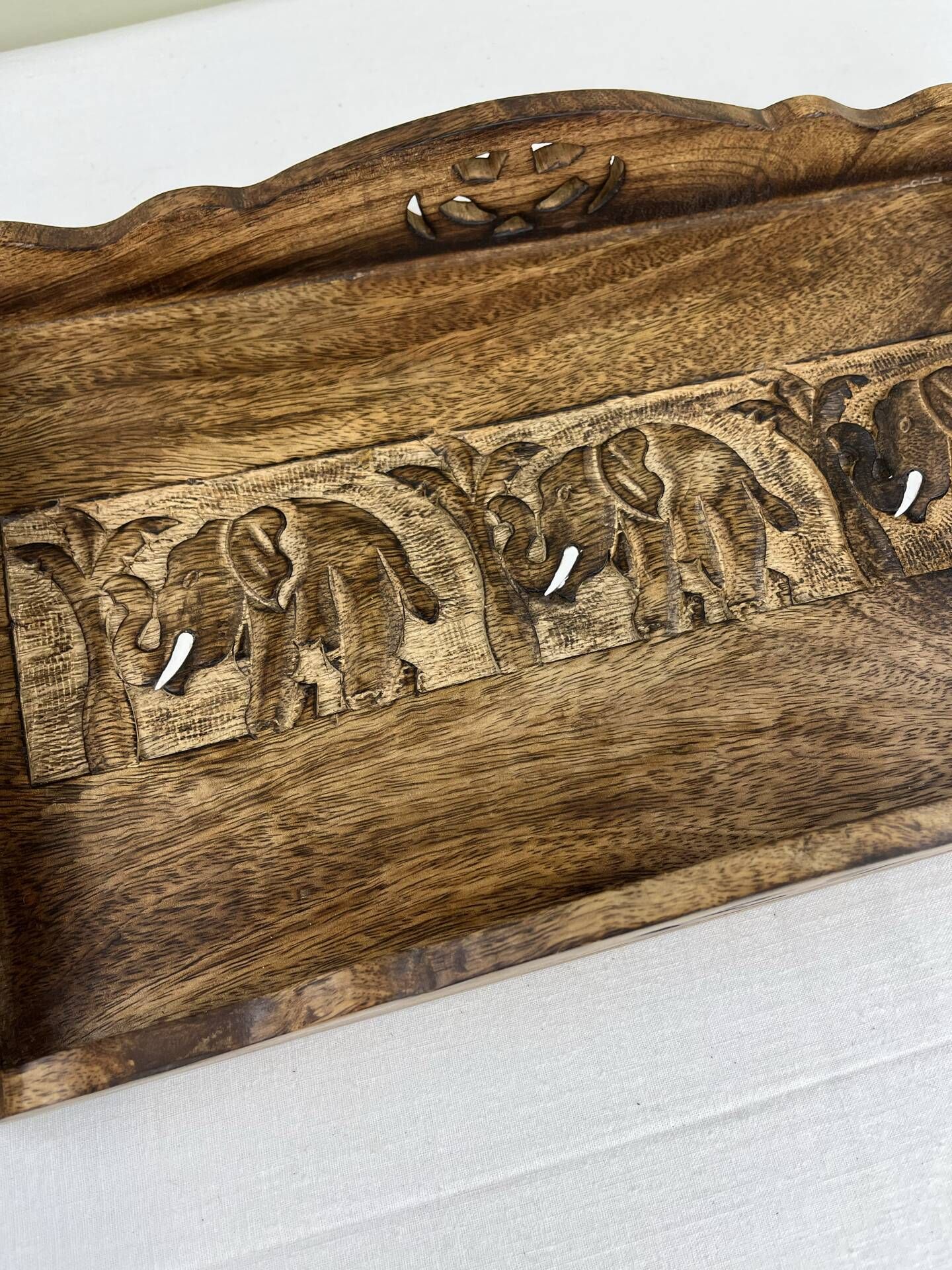Vintage decorative wooden plateau – elephant frieze