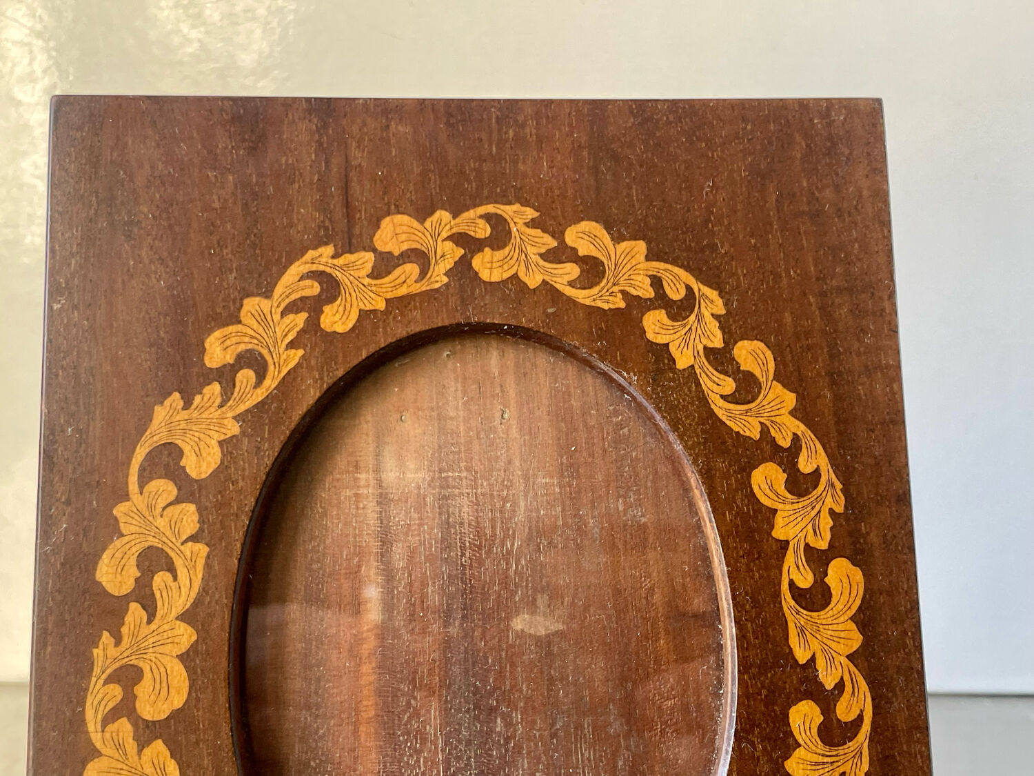 Art nouveau wooden picture frame with intarsia wood measurements 20 cm x 15 cm