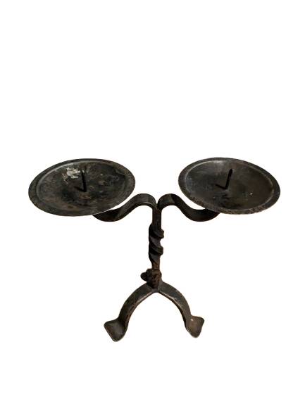 Rustic black metal candle holder - dimensions 20 x 23.5 cm