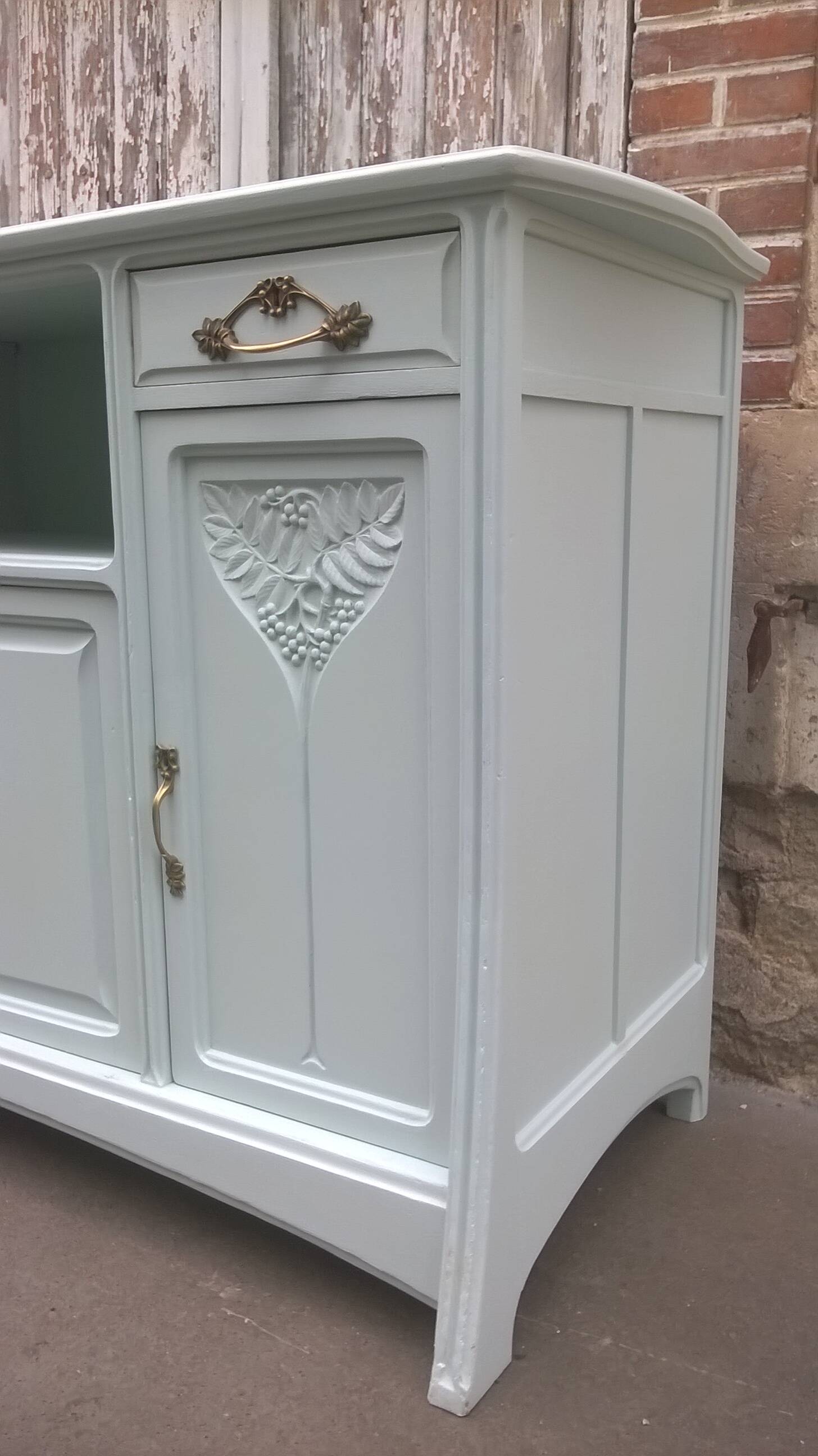 1930s Art Nouveau buffet
