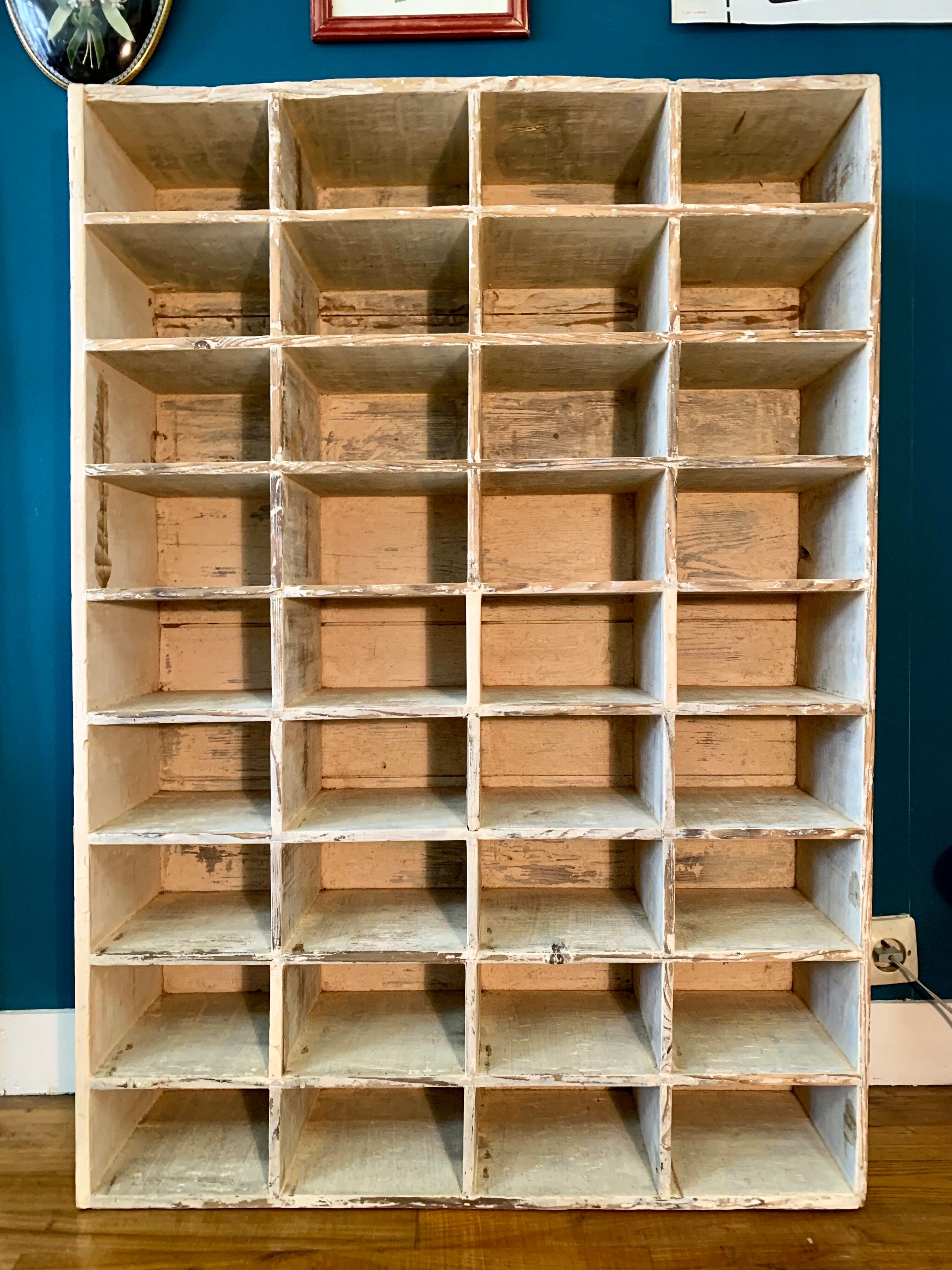 Workshop furniture with 36 lockers