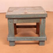 Ancienne table de chevet d'atelier en teck birman patine bleue d'origine