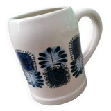 Cups
