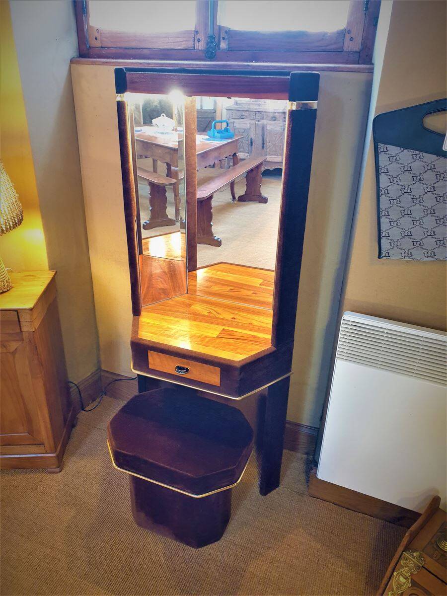 Vintage dressing table