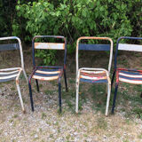 Helix table with its 4 chairs