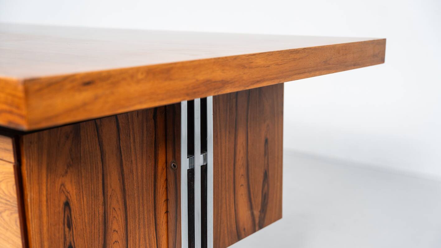 Bureau moderne du milieu du siècle en bois et chrome, Italie, années 1970