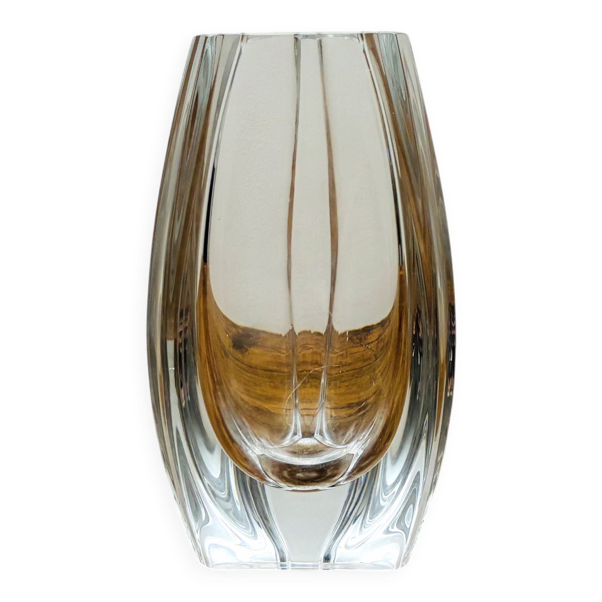 Baccarat crystal vase with gadroons – Collector’s item – Immaculate condition