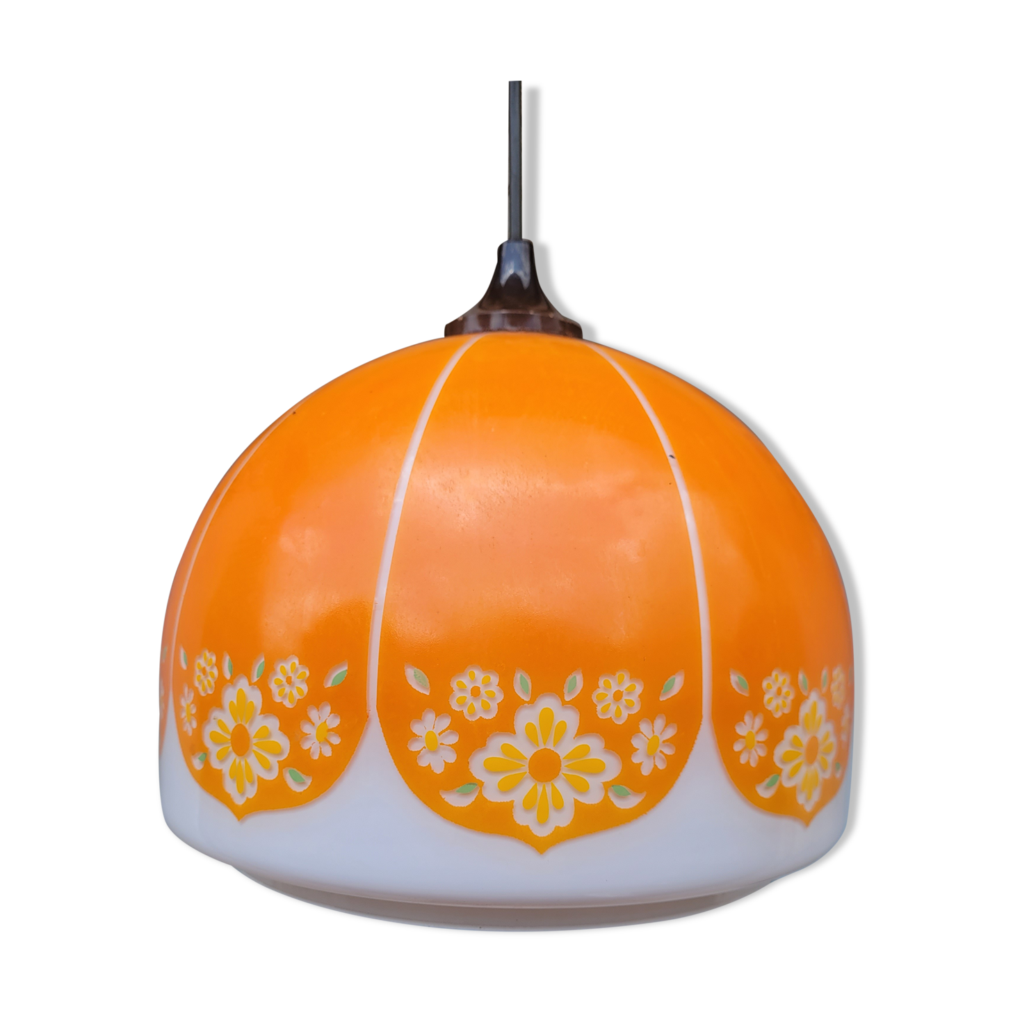 Orange opaline suspension