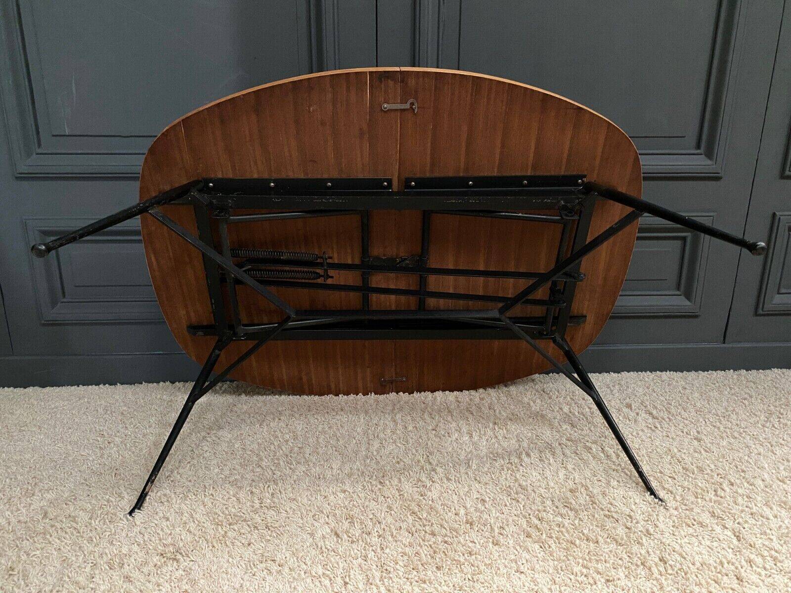 Scandinavian transformable coffee table by Smorrebrod tubular base