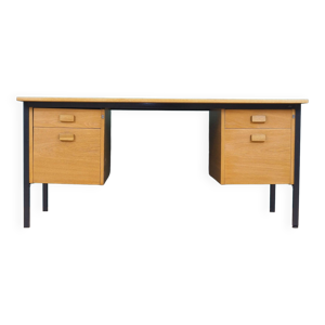 bureau en frêne, design