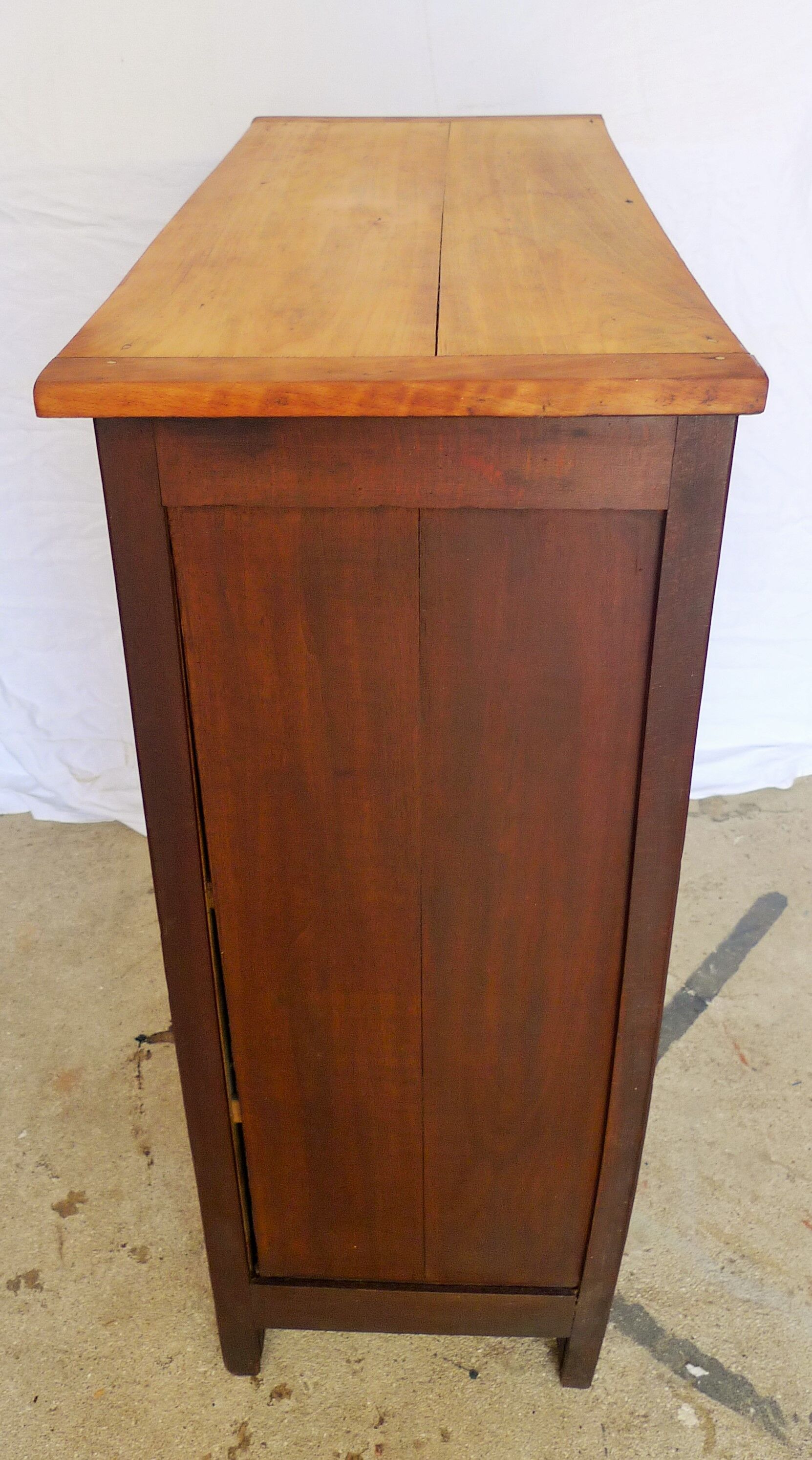 Parisian kitchen buffet