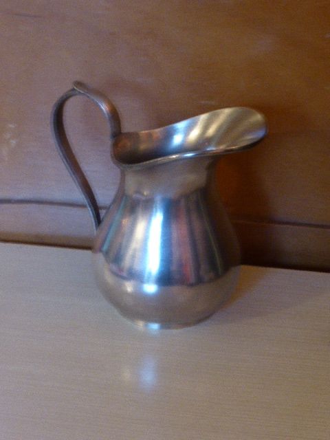 Coffee set in silver metal composed of 3 pitchers, Millan Freres, Paris
