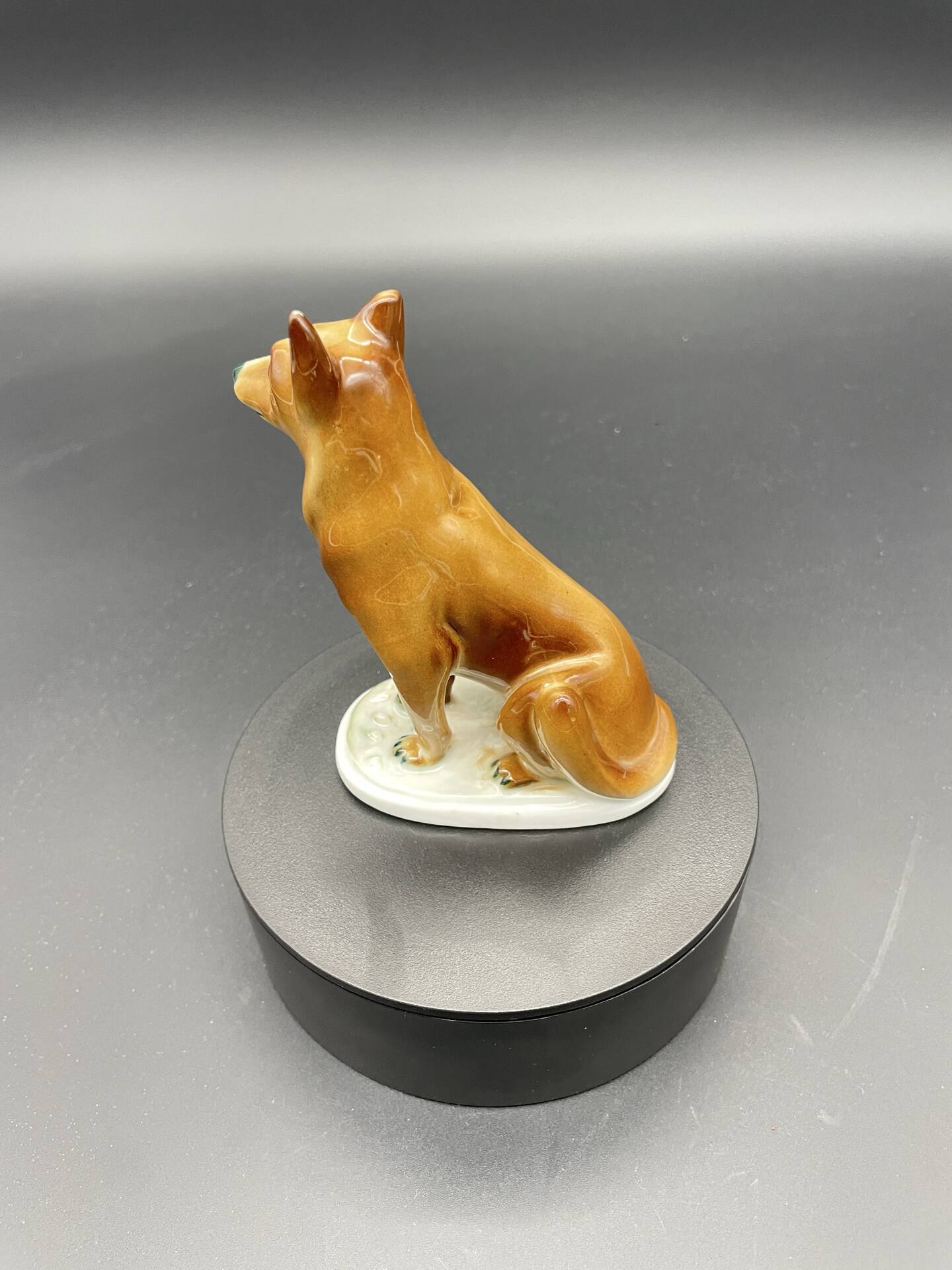 Vintage sitting dog in porcelain Zsolnay Pécs – Hungary, 1960s