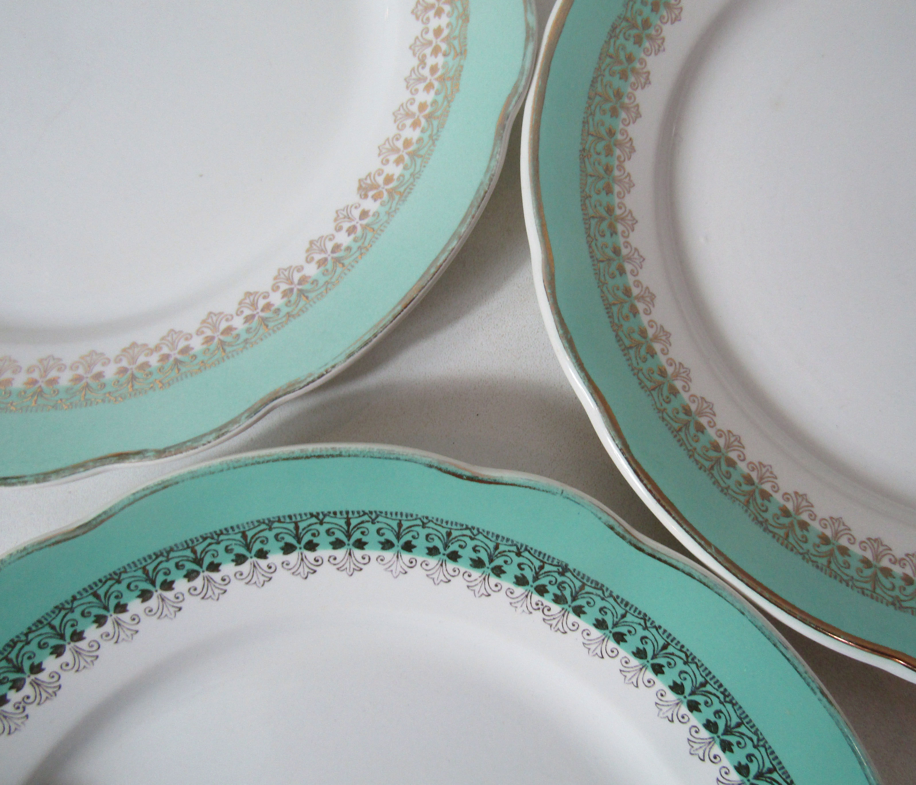 10 flat plates Digoin Sarreguemines mint gold