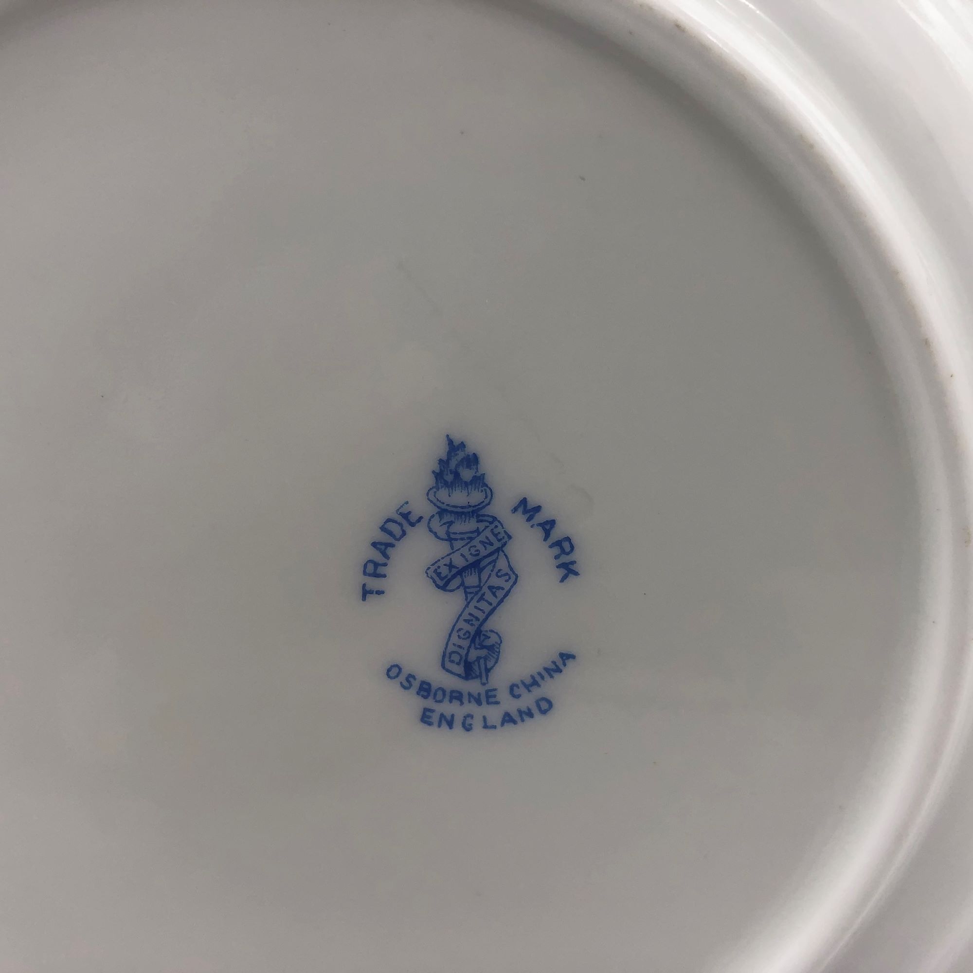 6 dessert plates stamped "osborne-england"