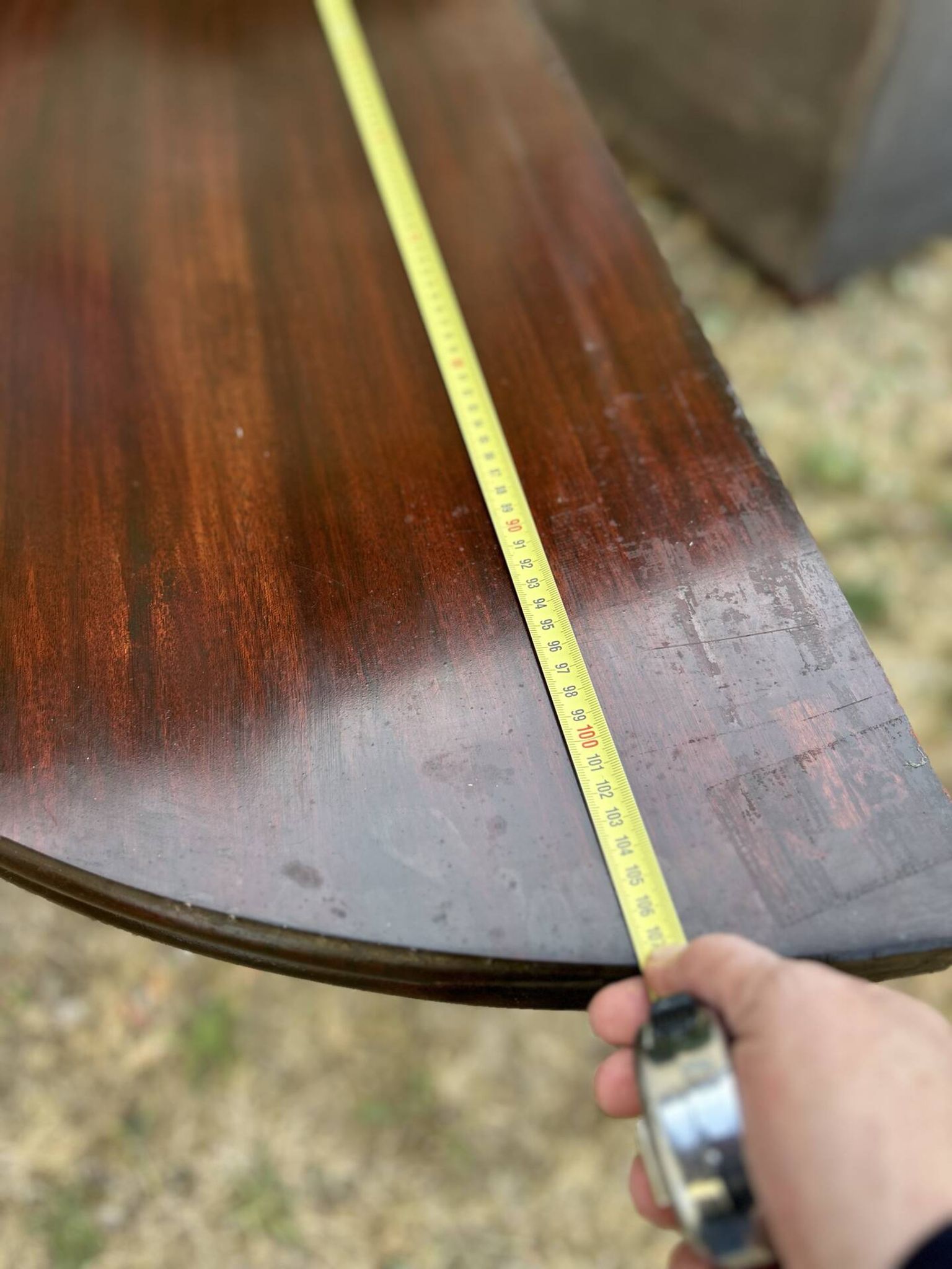 Table demi-lune en acajou style Louis XVI
