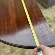 Table demi-lune en acajou style Louis XVI