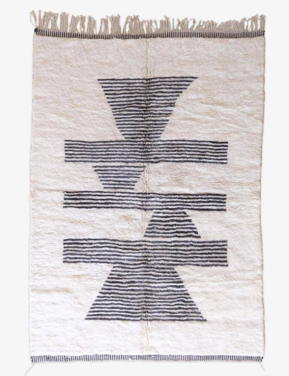 Contemporary Beni M'Rirt Rug - 306 x 207 cm