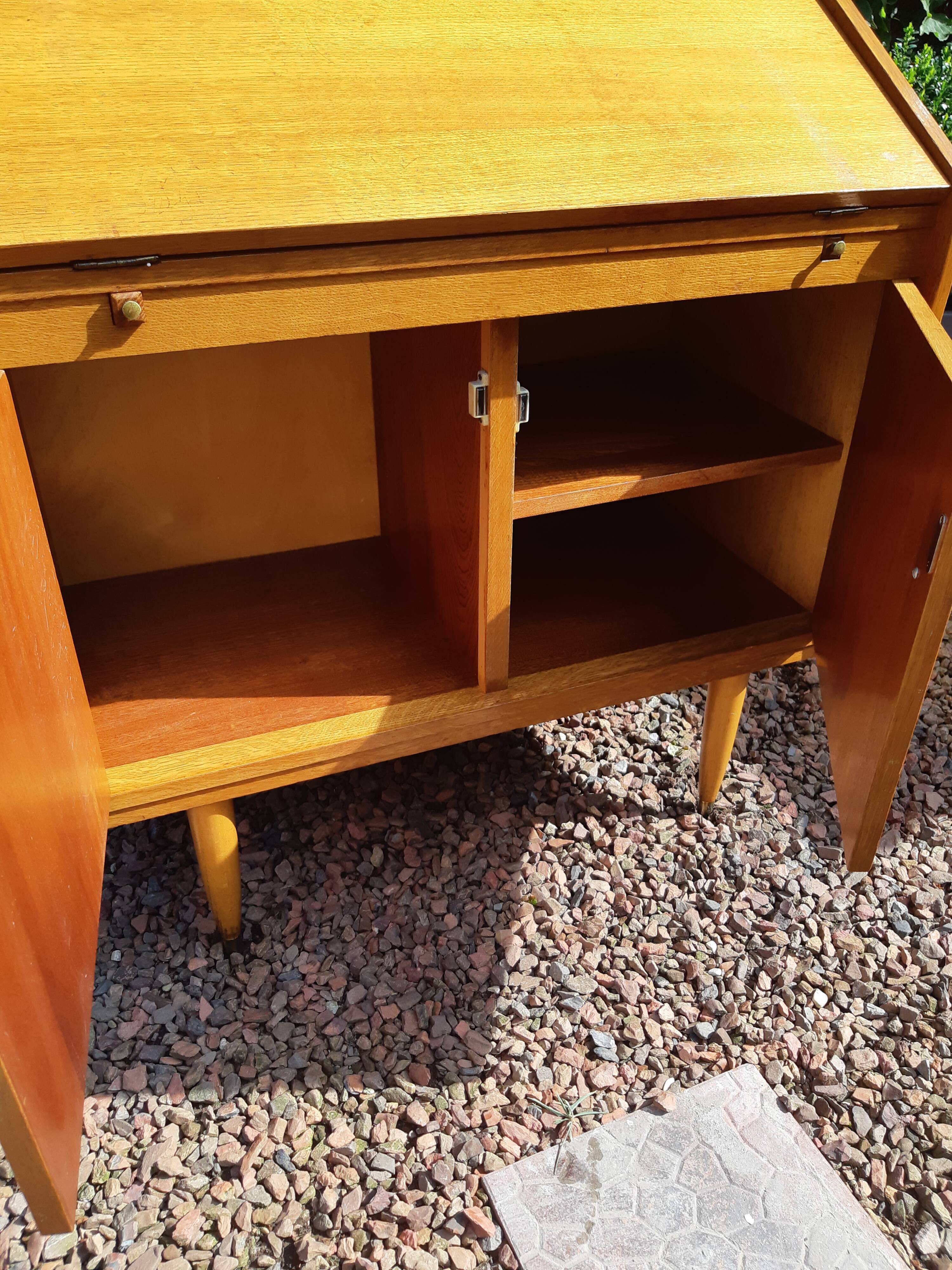 Bureau vintage