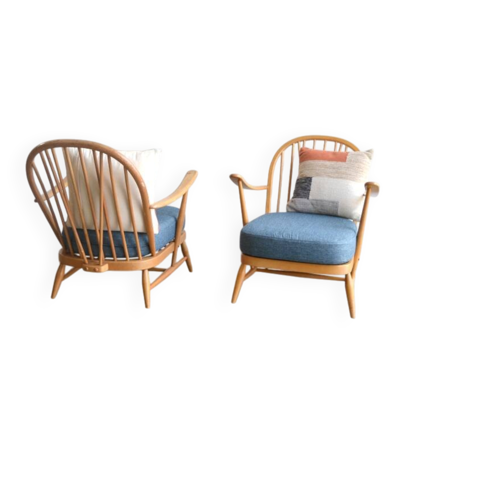 Pair of vintage armchairs by Ercol