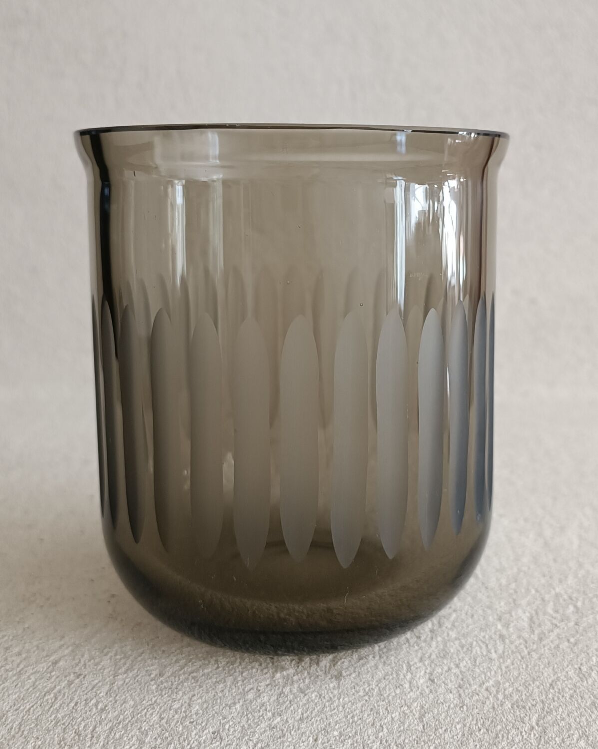 Cache-pot vintage en verre fumé