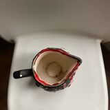 Fat lava pitcher