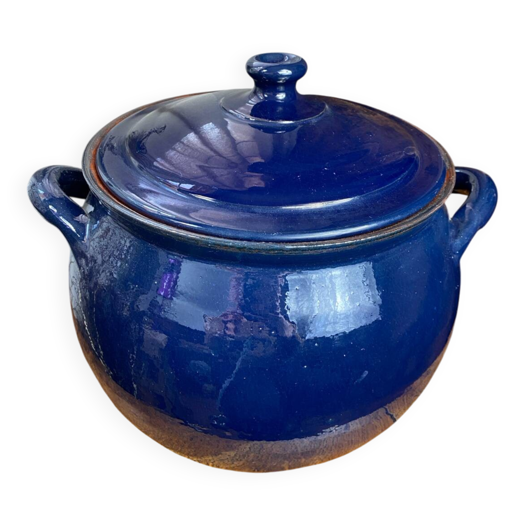 Casserole, enamelled refractory clay pot.