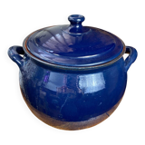 Casserole, enamelled refractory clay pot.