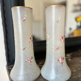 Paire de vases à motif de fleurs par Legras fin XIXe début XXe siècle