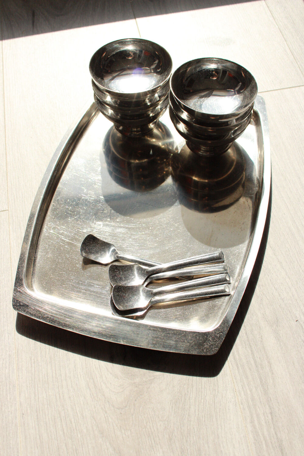 Set of 6 vintage stainless steel ice cream bowls + tray + spoons in inox.