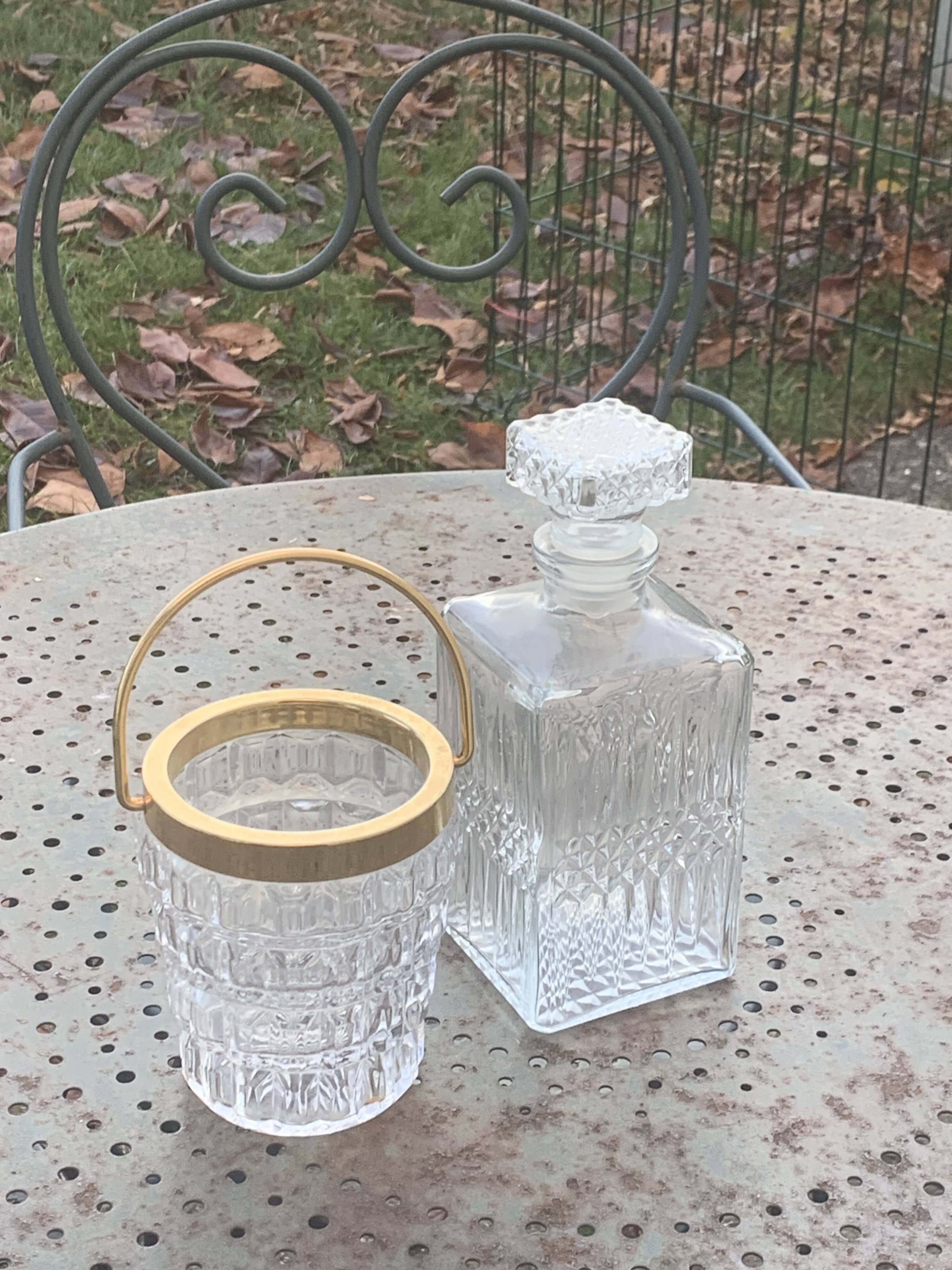Whiskey carafe and ice bucket in transparent glass and meta handle, gilded brass, diamond pattern
