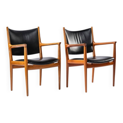Paire de fauteuils JH-513 – Hans J. Wegner