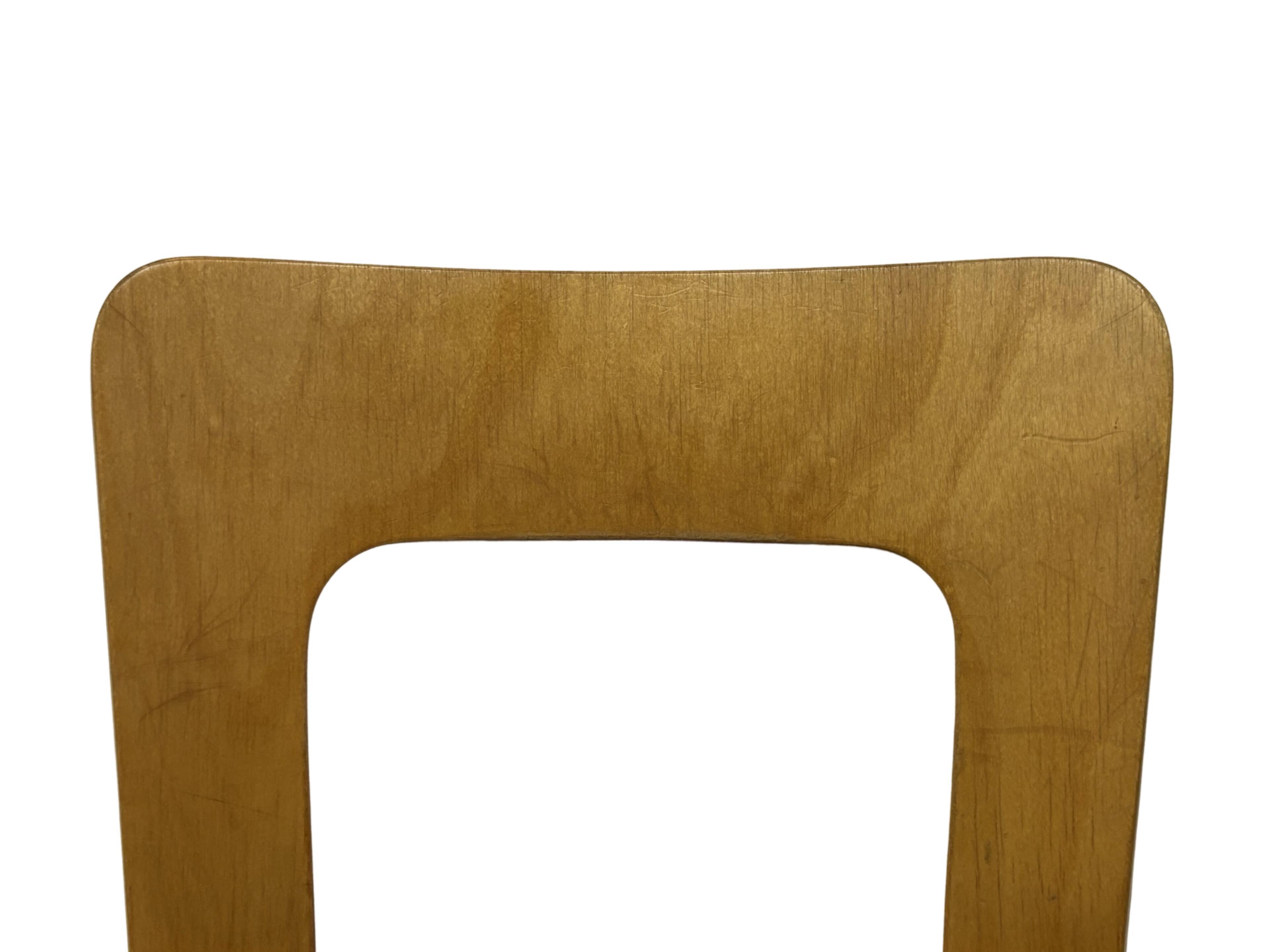 Chaise vintage modèle 65 par Alvar Aalto pour Artek (Linoléum noir)