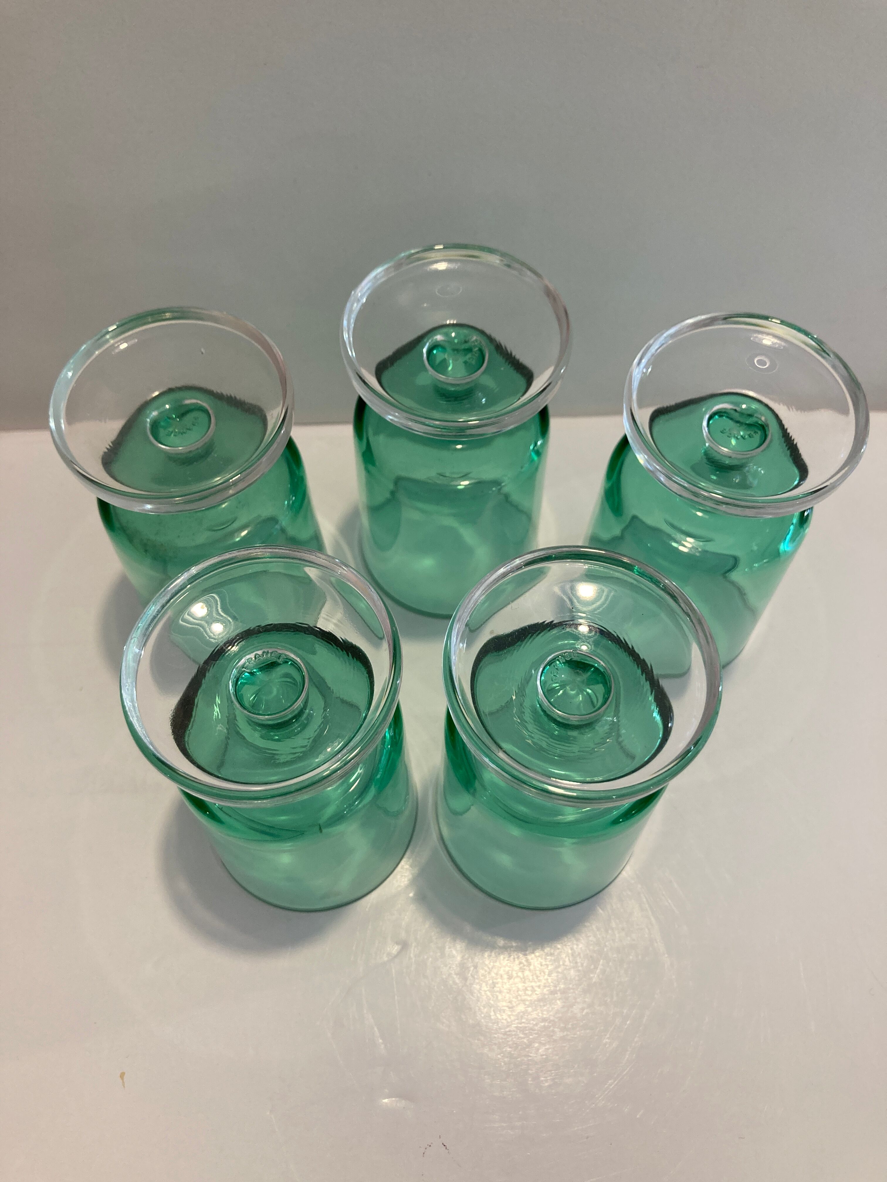 X5 small glasses with turquoise foot -years 50-retro-kitchen-vintage