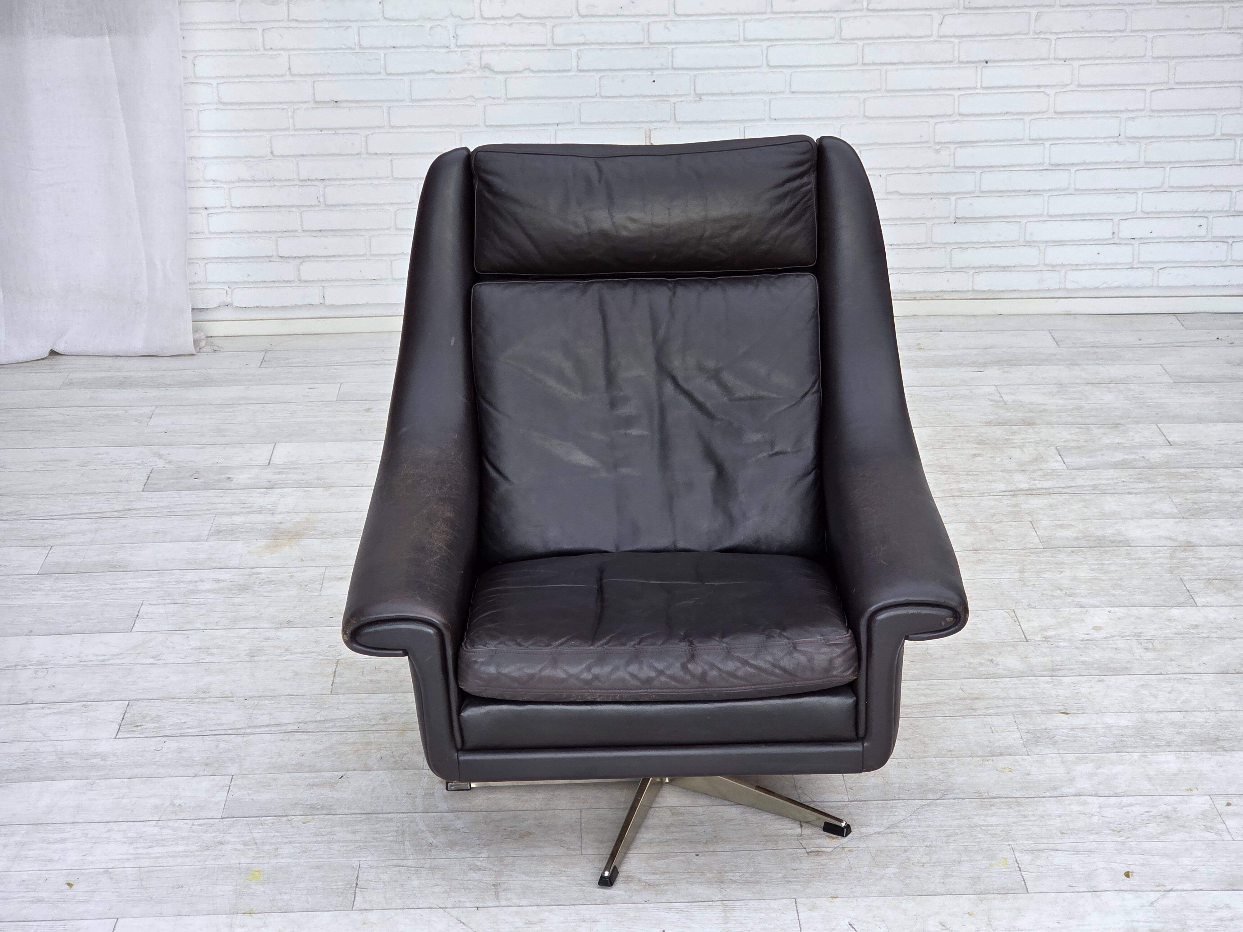 1960s, Danish highback swivel armchair by Aage Christensen, leather.