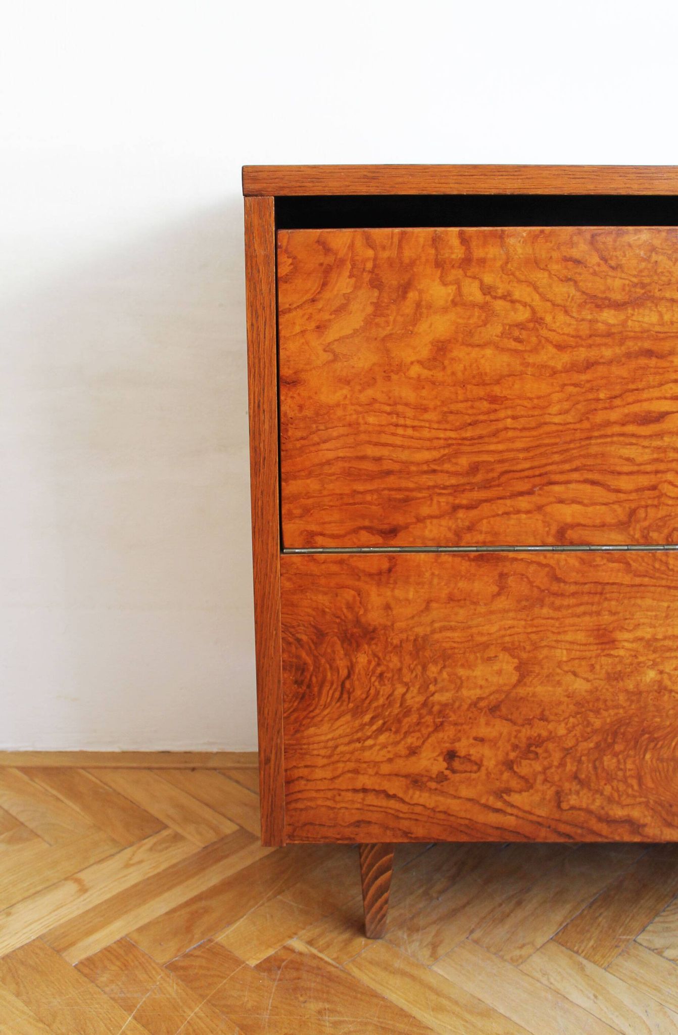 Commode des années 1950