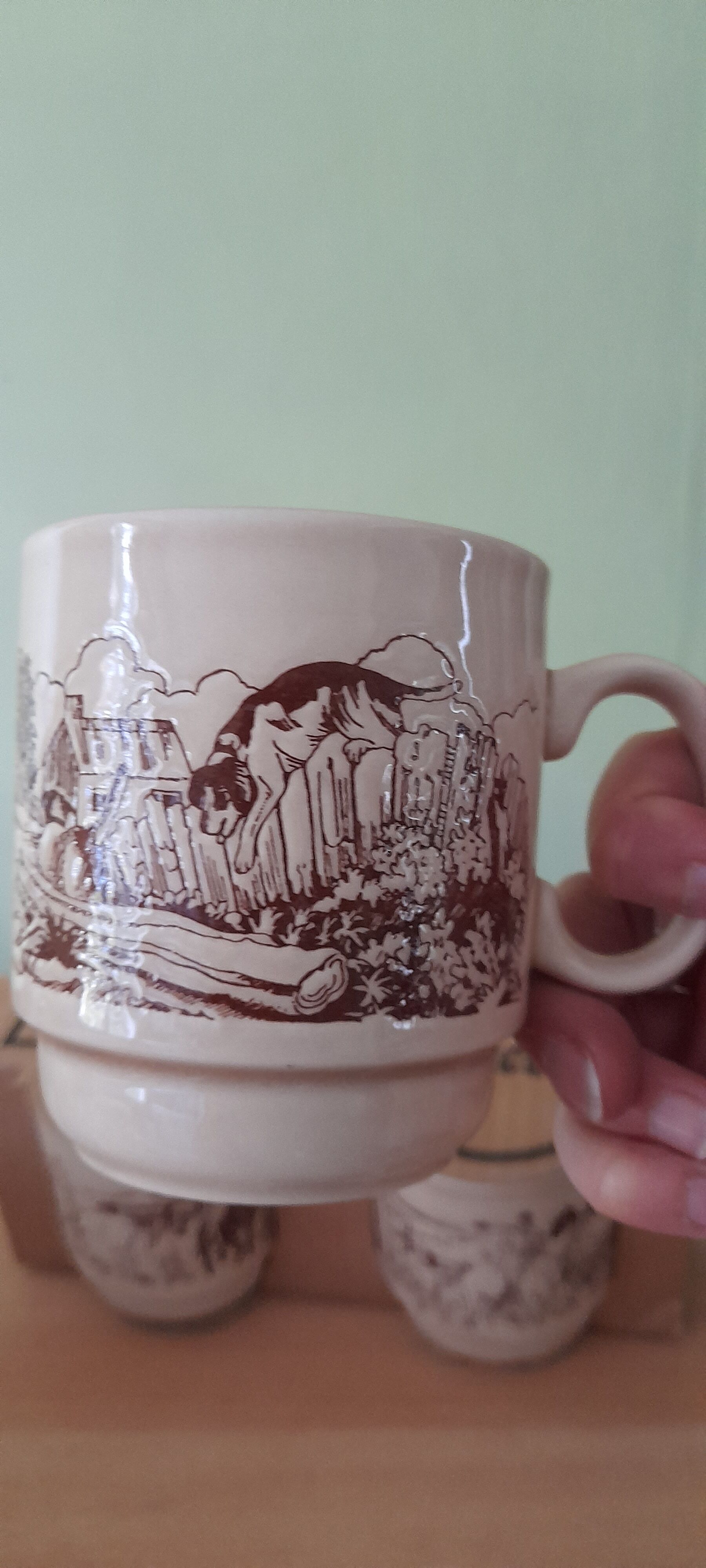 4 cups/mugs brown/beige - KilnCraft Stl England Deco hunting - vintage