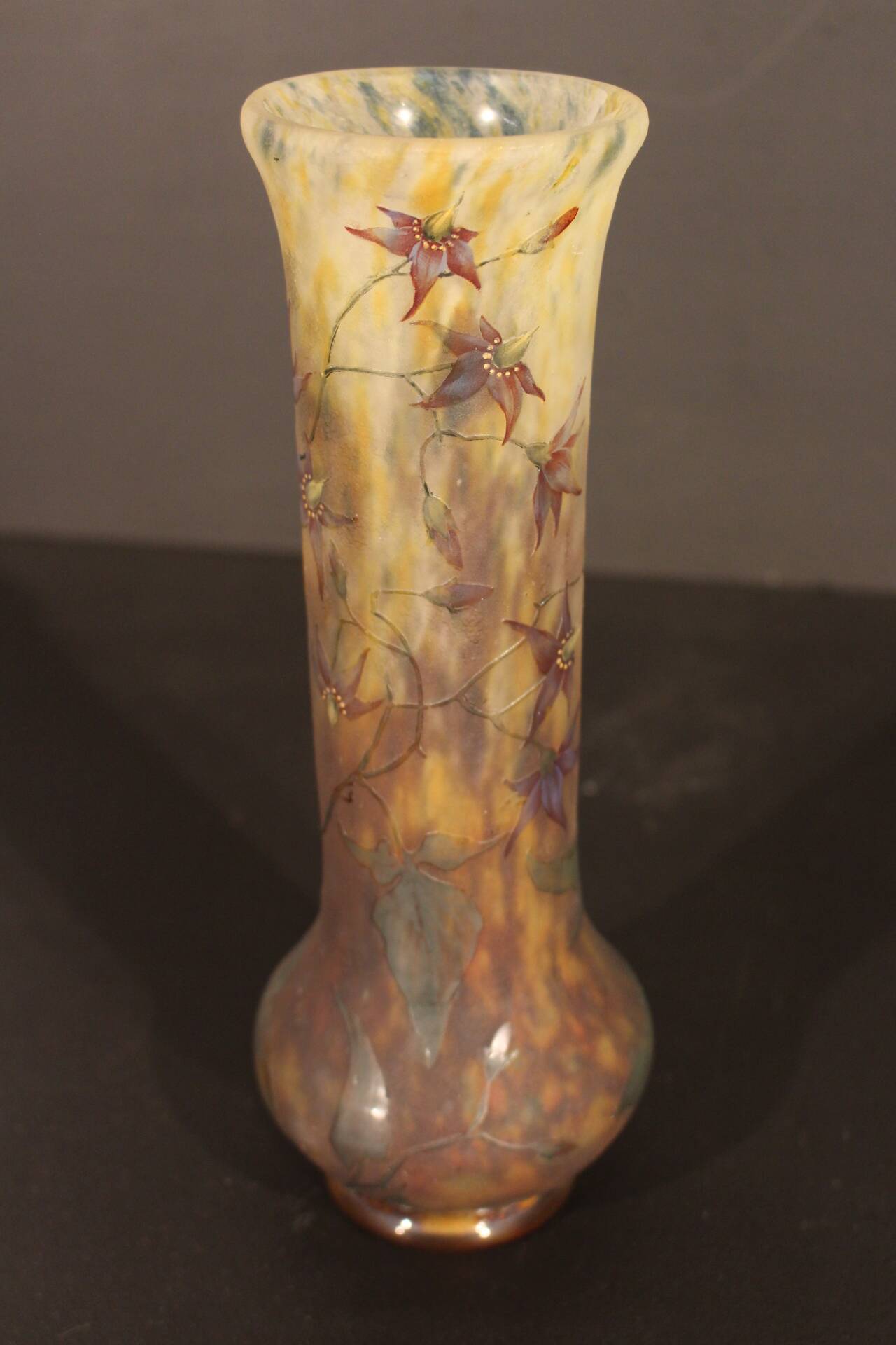 Daum vase