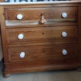Old chest of drawers